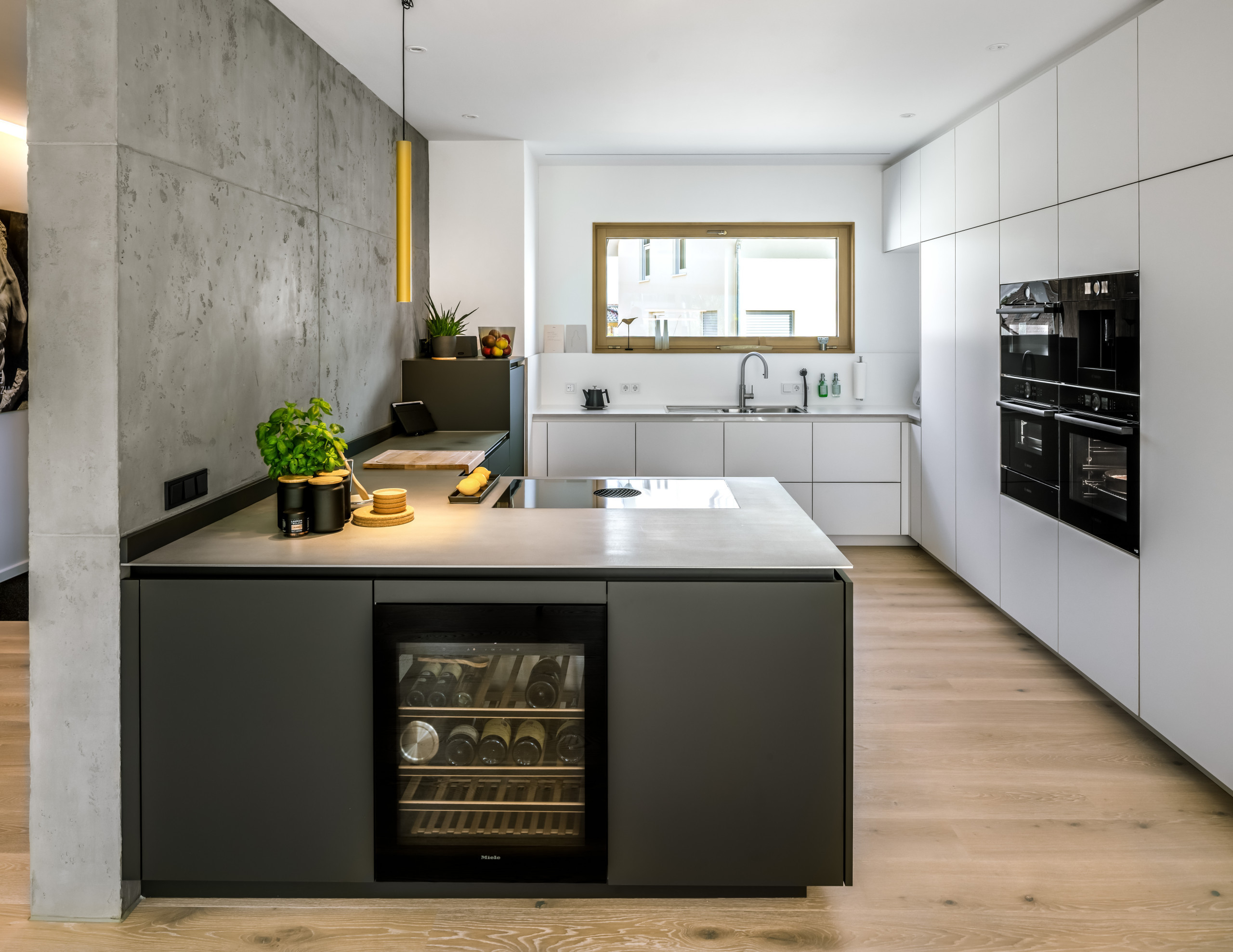 75 Moderne Küchen Ideen &amp; Bilder - Oktober 2024 | Houzz De